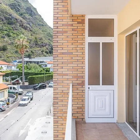 Viveiro's Ribeira Brava